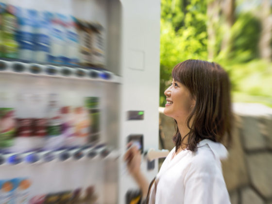 Crane Vending Machine Touchless Purchasing options.